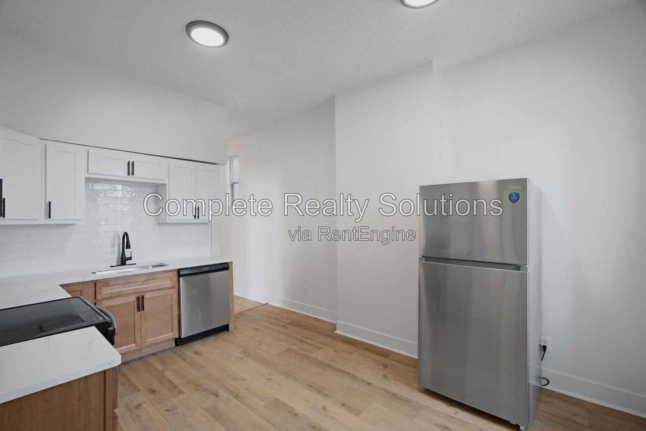 2928 Texas Ave #1F - Photo 2 of 28