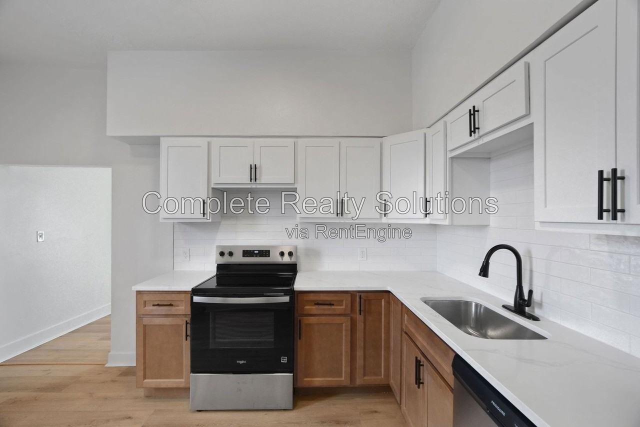 2928 Texas Ave #1F - Photo 5 of 28
