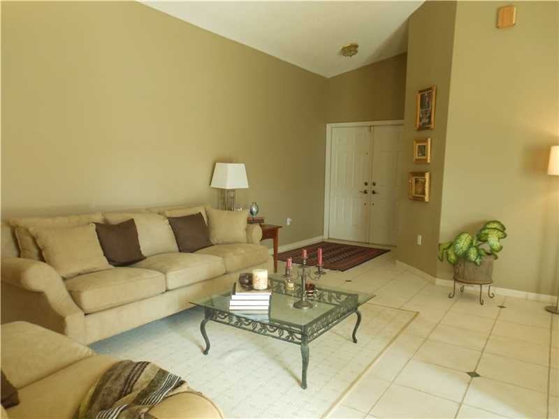 4321 SW 153rd Ave - Photo 3 of 8