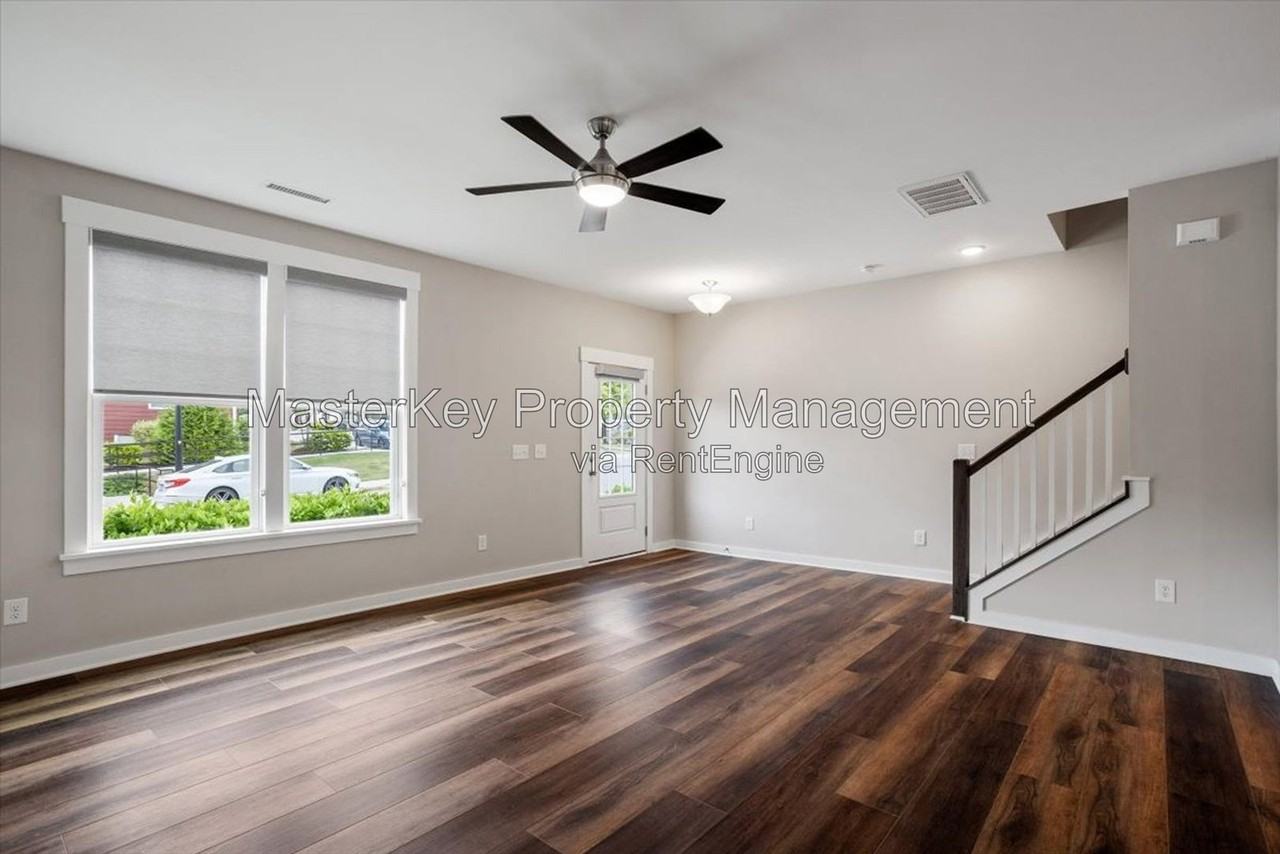 461 Rally Point Pl - Photo 5 of 34