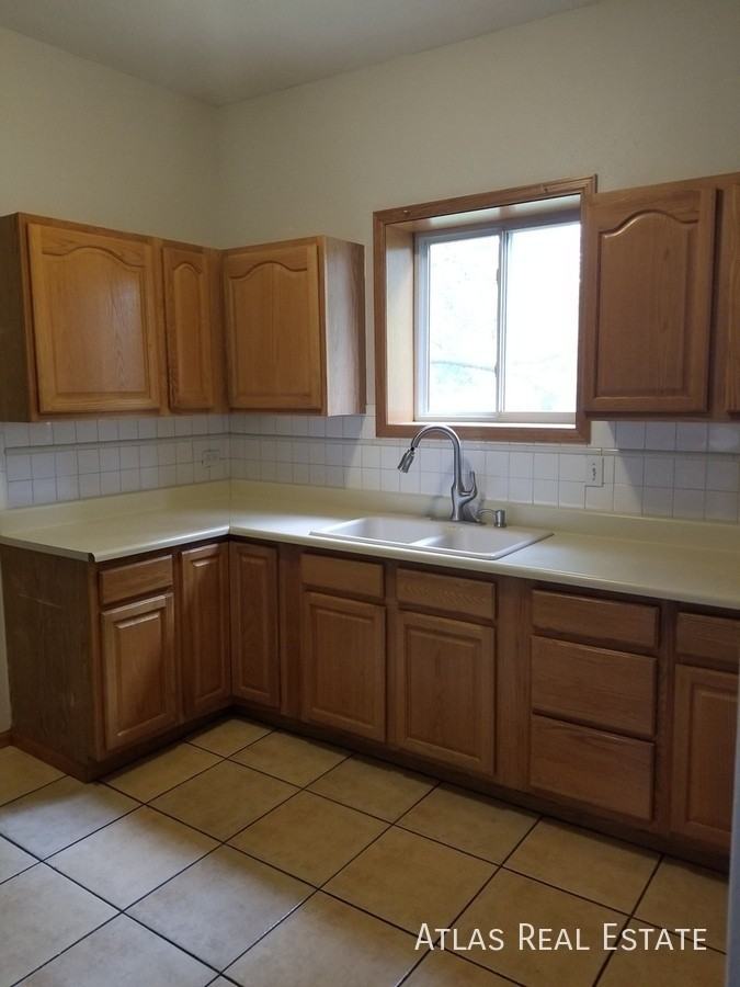 3734 N Lipan St - Photo 7 of 15