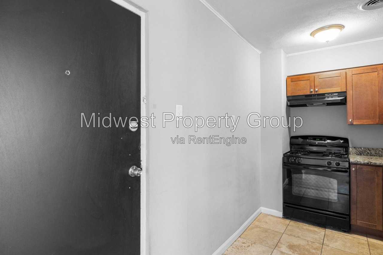 2507 S Big Bend Blvd #11 - Photo 2 of 14