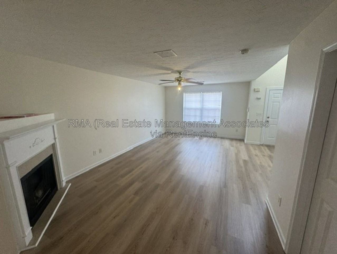 1330 Labonte Pkwy - Photo 3 of 14