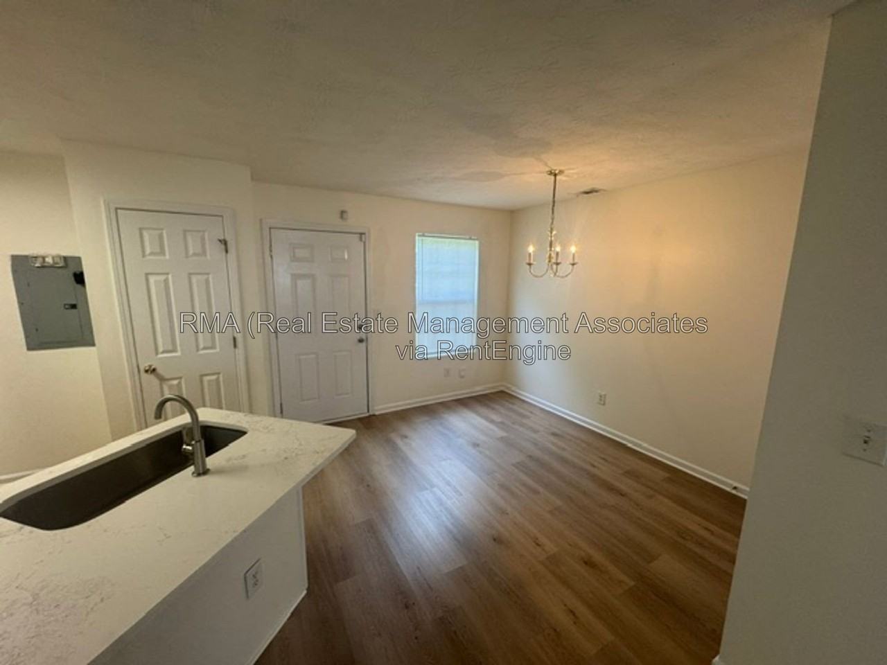 1330 Labonte Pkwy - Photo 5 of 14