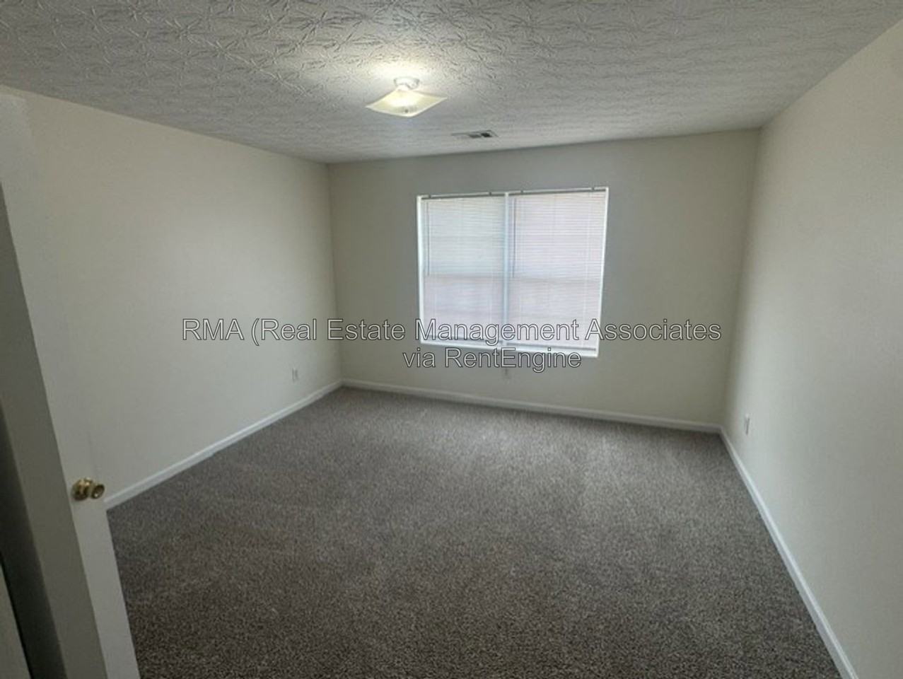 1330 Labonte Pkwy - Photo 6 of 14
