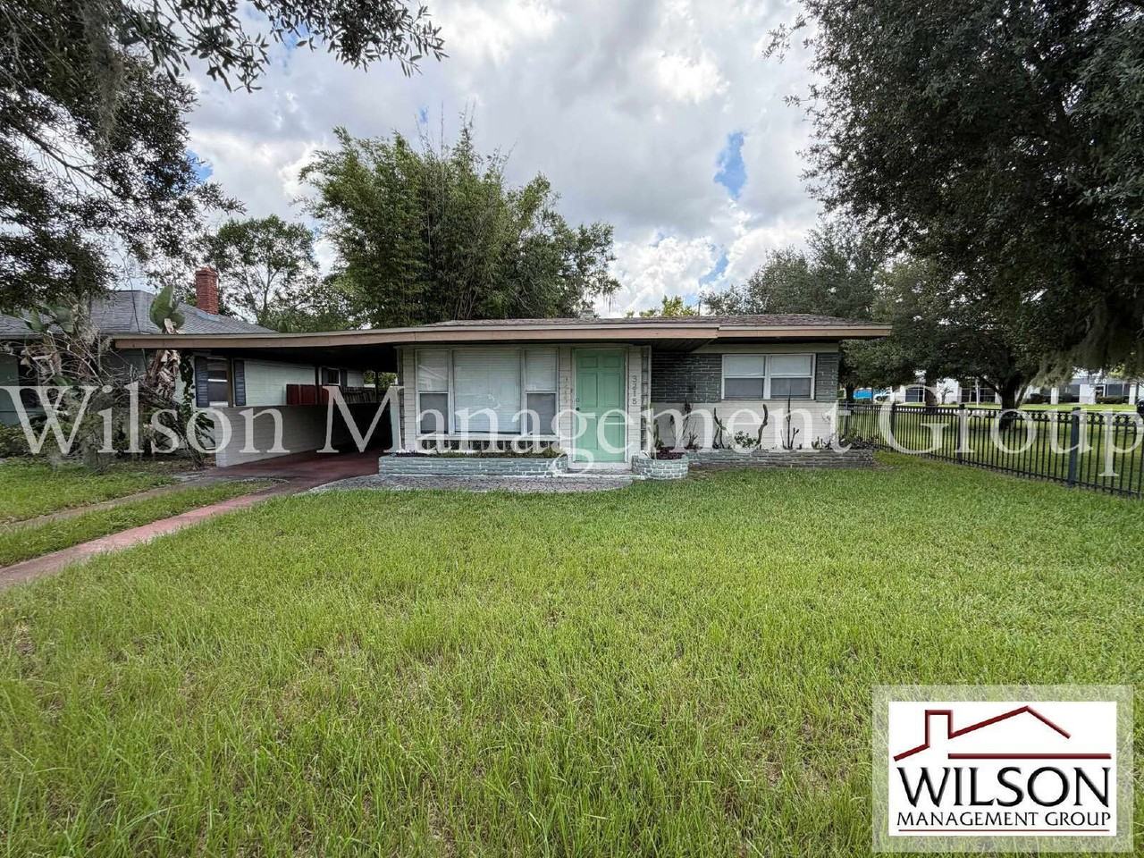 3215 N Orange Ave