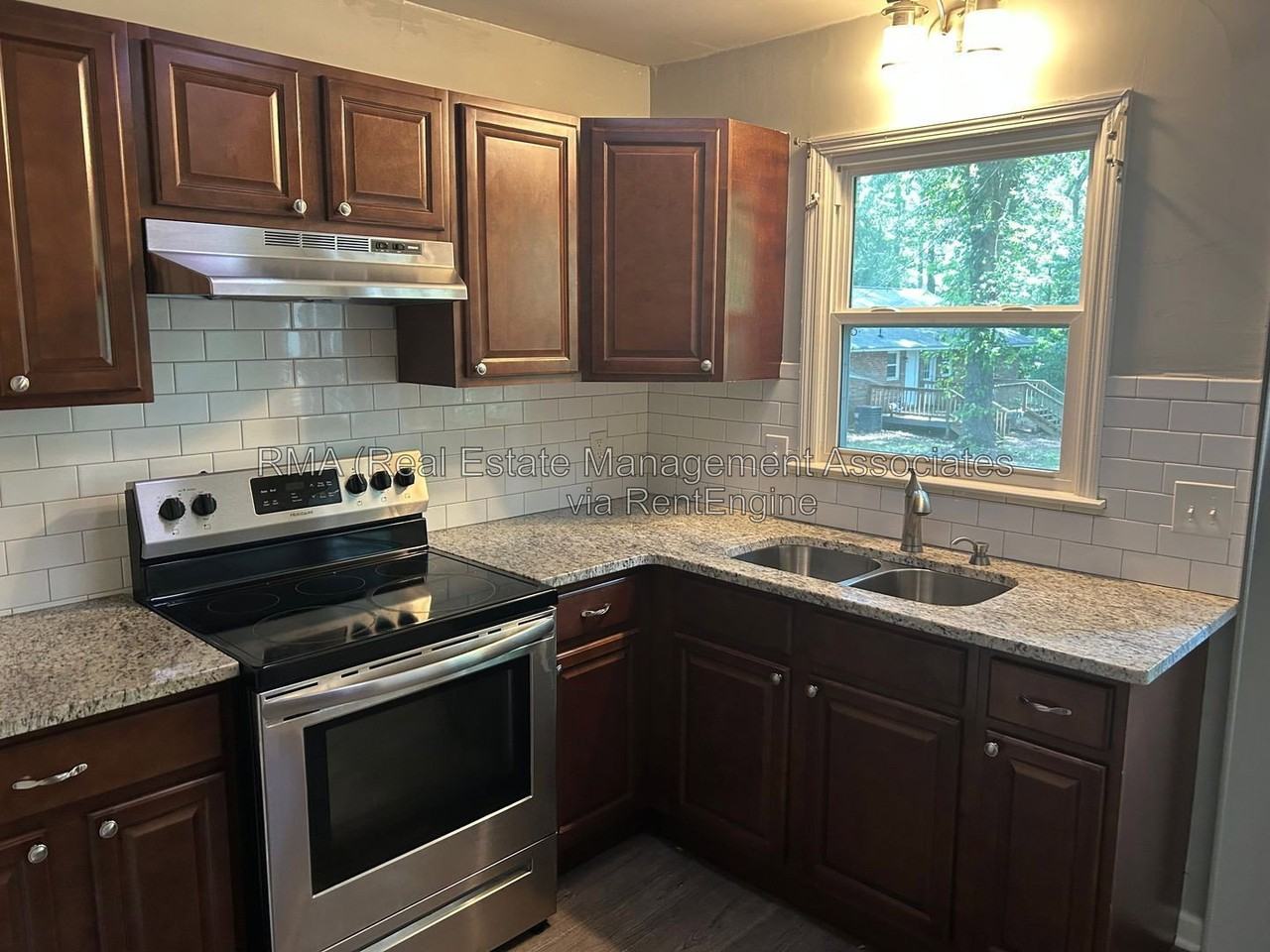 252 N Mcdonough Rd - Photo 3 of 6