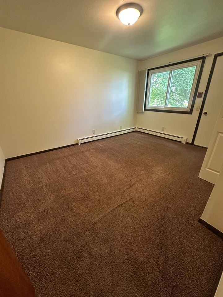 375 Clark St #2 - Photo 3 of 23