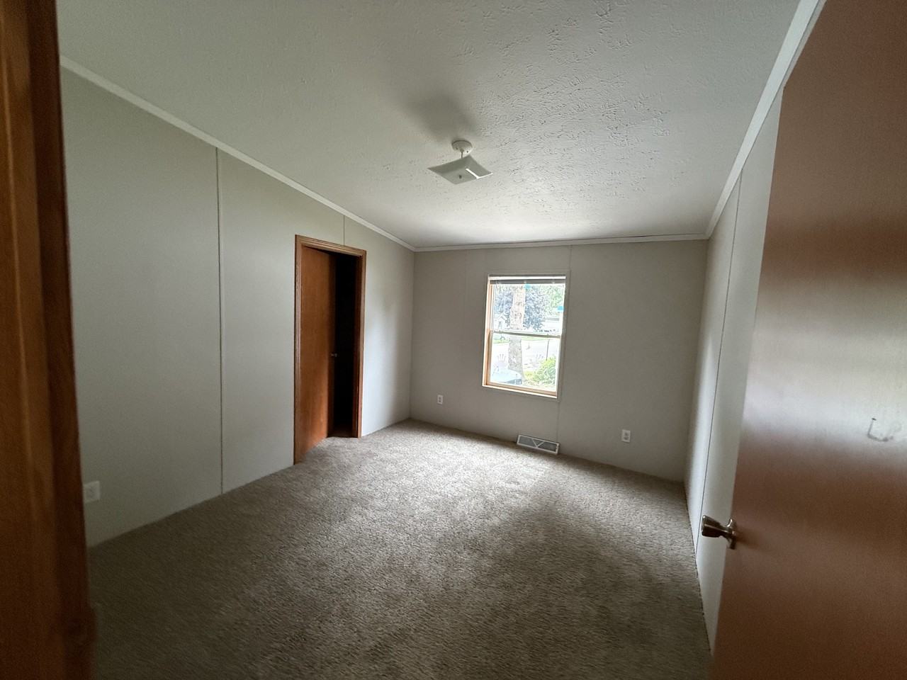 260 Timber Ln - Photo 4 of 10