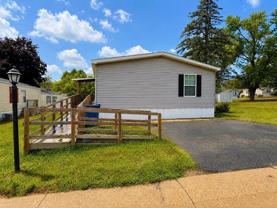 504 Pettycoat Ln - Photo 1 of 1