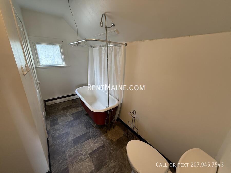 31 Stillwater Ave #4 - Photo 7 of 7