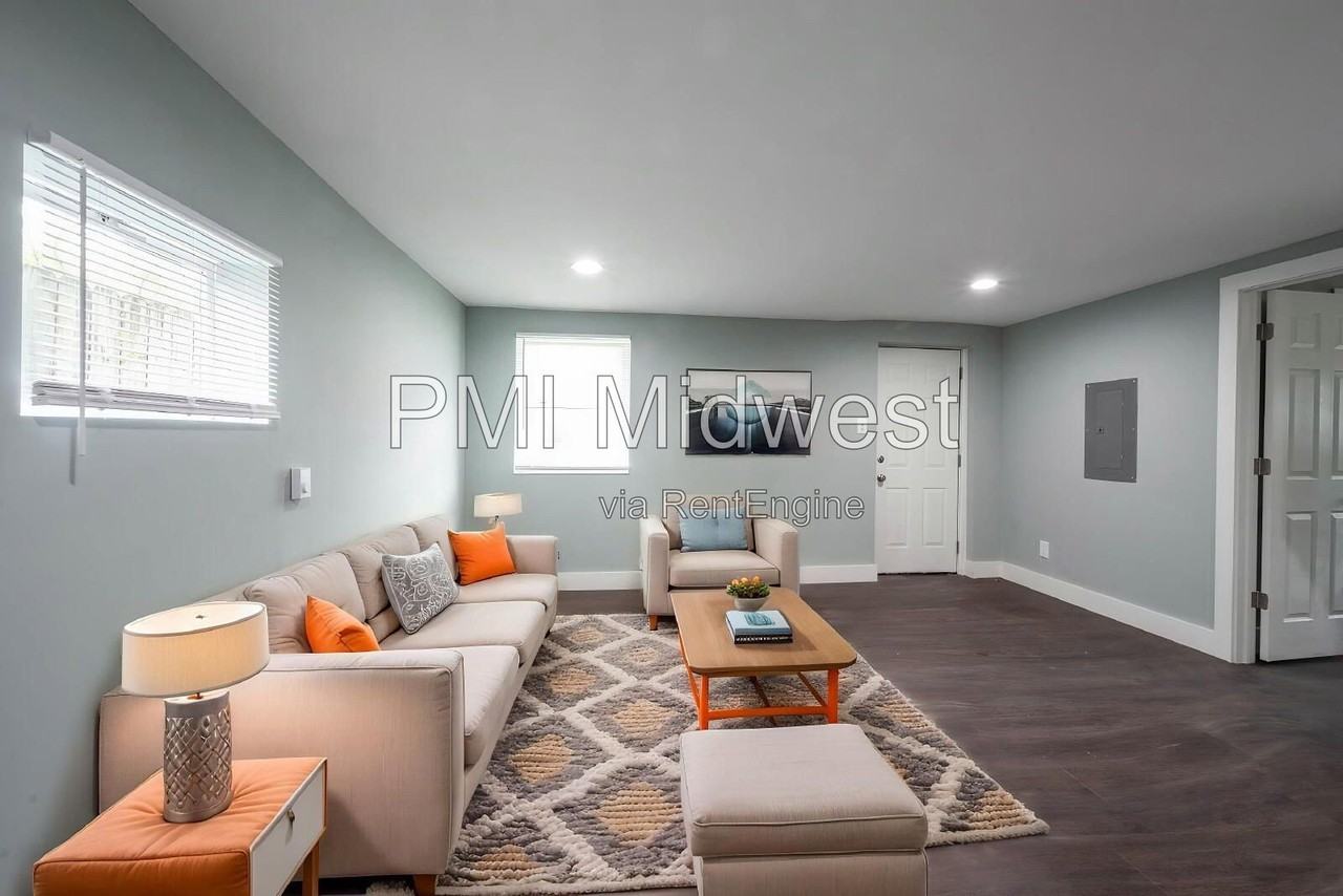 N Beville Ave - Photo 2 of 11