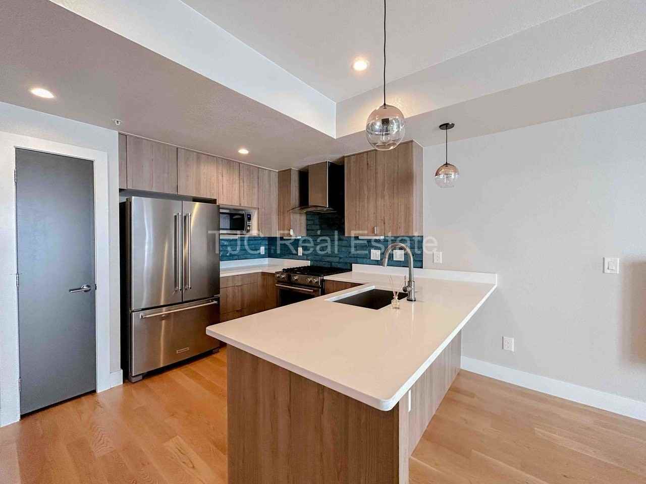 4919 Lowell Blvd - Photo 3 of 18