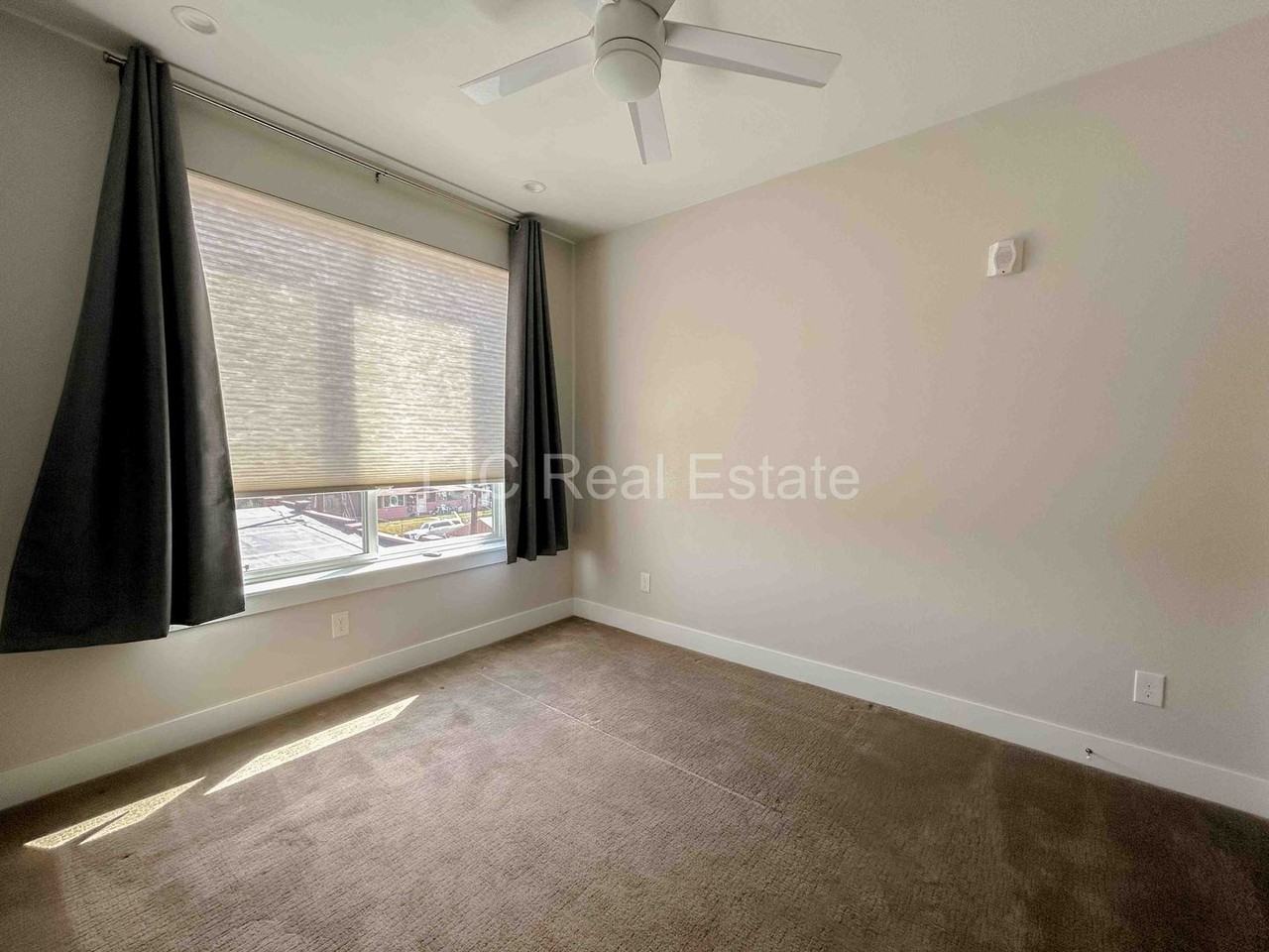 4919 Lowell Blvd - Photo 6 of 18