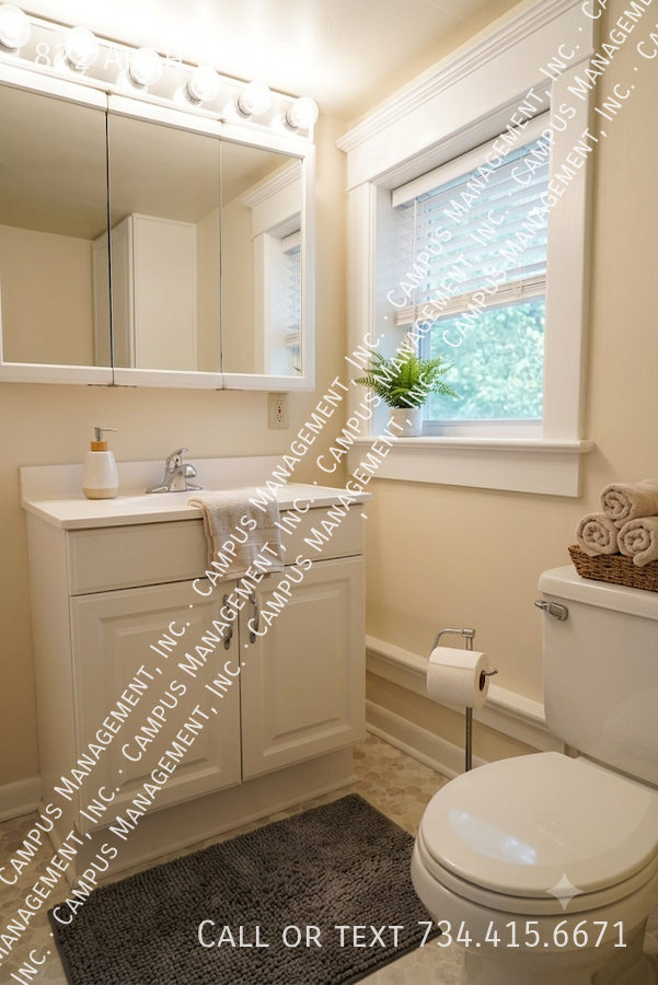 822 Arch St #3 - Photo 5 of 5