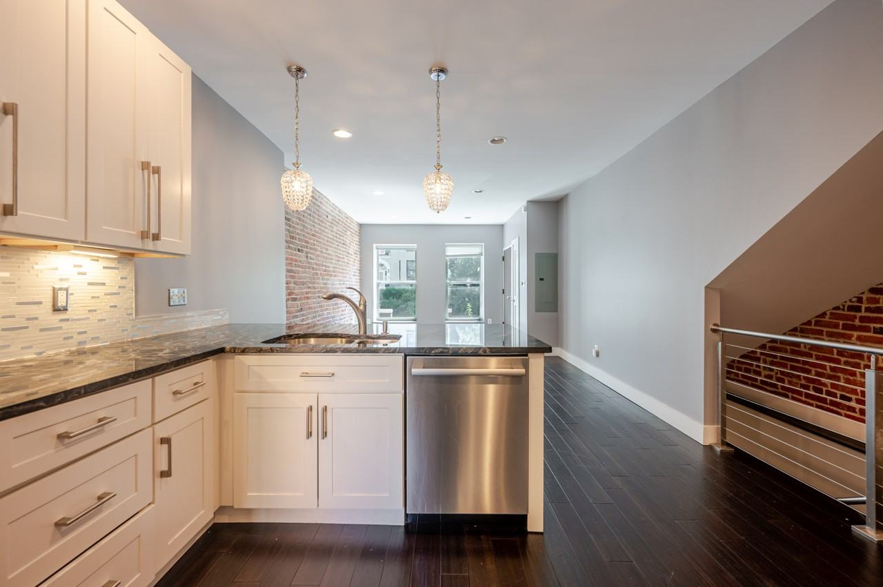 3528 13th St Nw #1 - Photo 4 of 43
