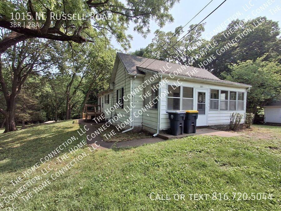 1015 Ne Russell Rd