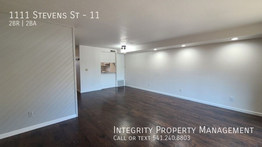 1111 Stevens St #11 - Photo 5 of 20