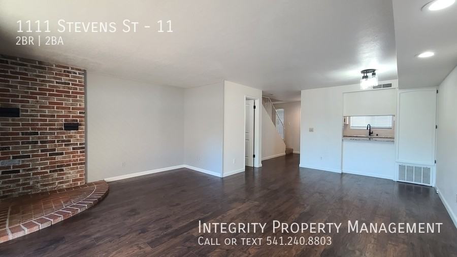 1111 Stevens St #11 - Photo 6 of 20