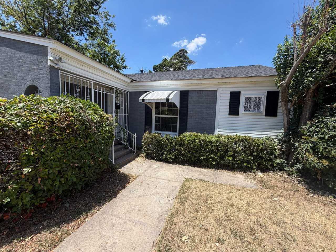 1843 Somerset Ave - Photo 5 of 22