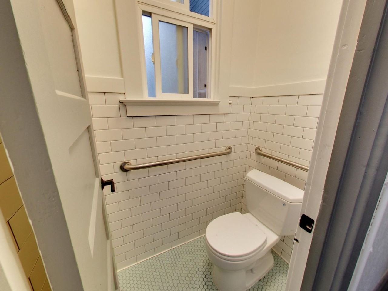 668 Clay St #69 - Photo 7 of 8