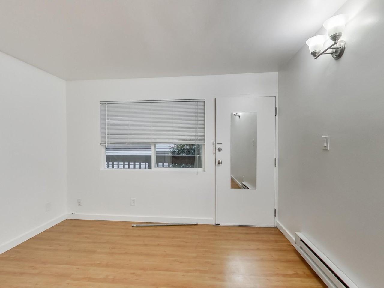 461 24th St - Photo 2 of 14