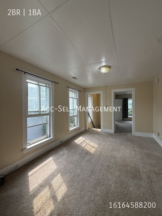 847 Bridge St Nw #2 - Photo 4 of 9