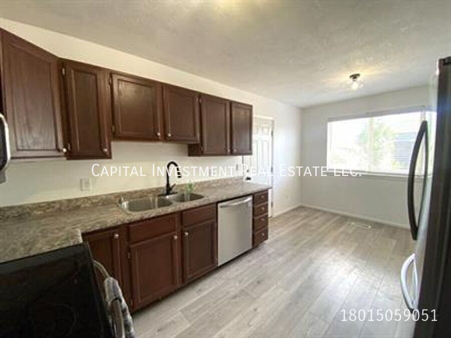 1741 W 6020 S - Photo 4 of 18