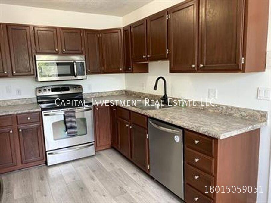 1741 W 6020 S - Photo 5 of 18