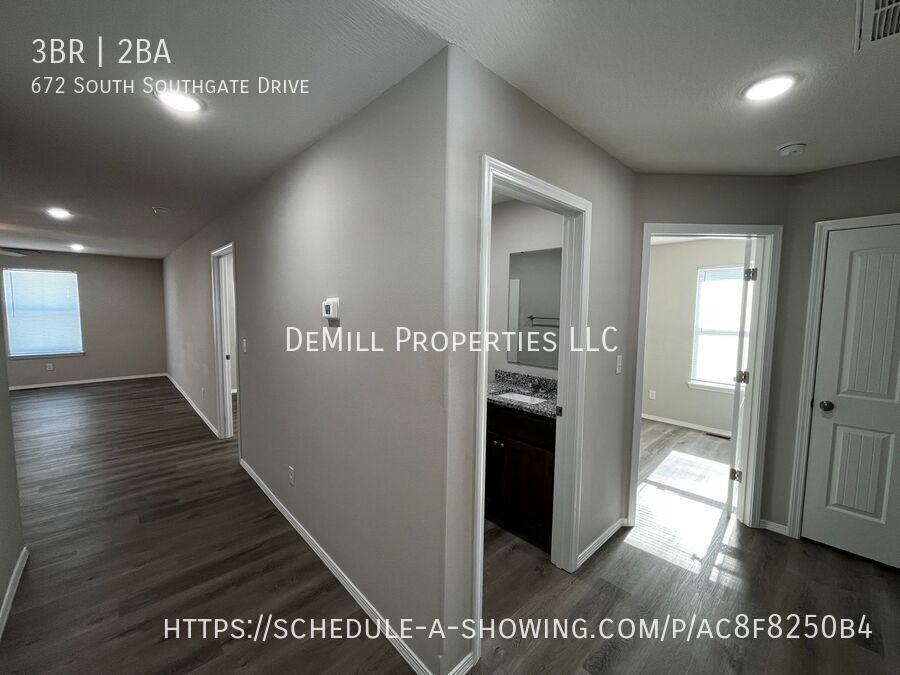 672 S Southgate Dr - Photo 2 of 27