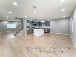 featured image of 1823 N Van Ness Ave