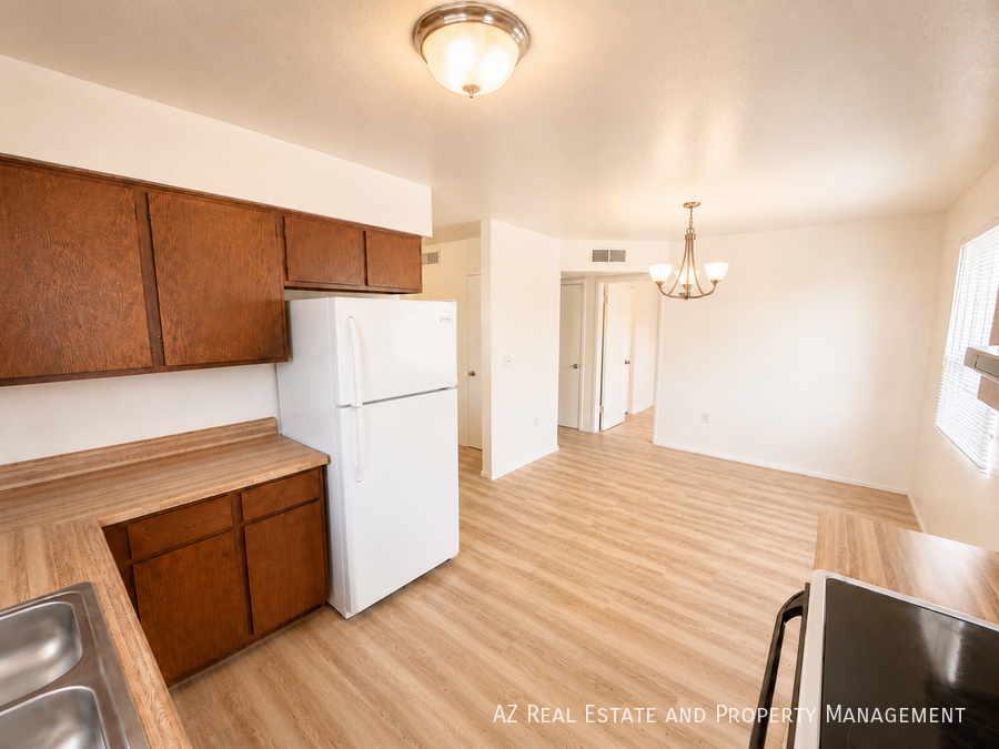 3128 E Cicero St #202 - Photo 6 of 23