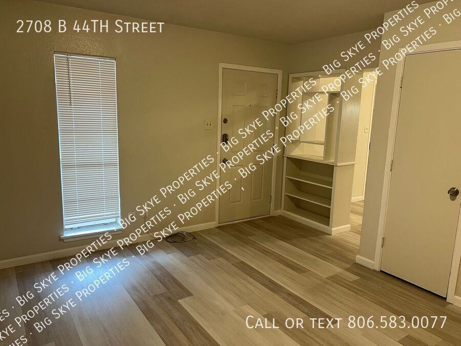 2708 44th St - Photo 6 of 13