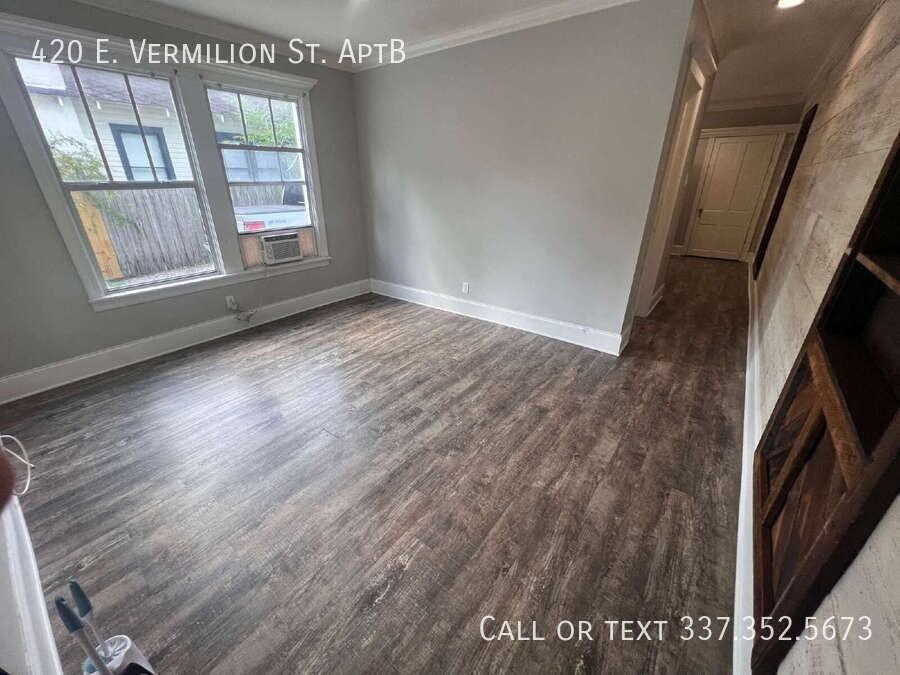420 E Vermilion St - Photo 4 of 12