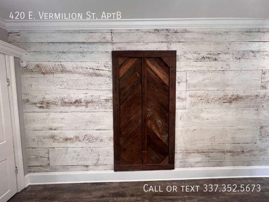 420 E Vermilion St - Photo 7 of 12