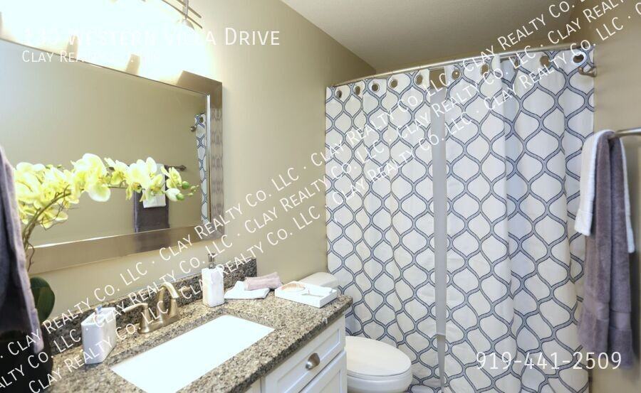 130 Western Villa Dr - Photo 7 of 36