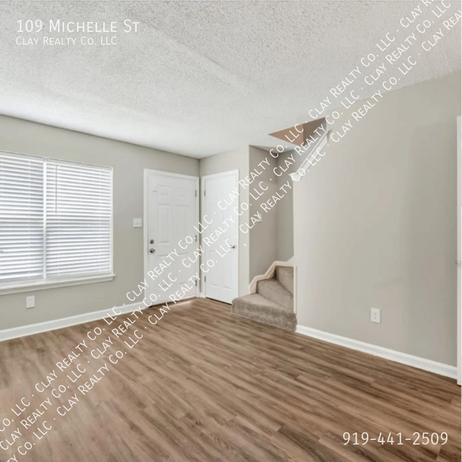 109 Michelle St - Photo 6 of 33