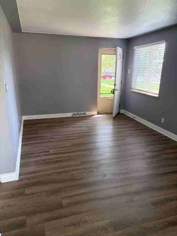 4831 Ames St - Photo 4 of 26