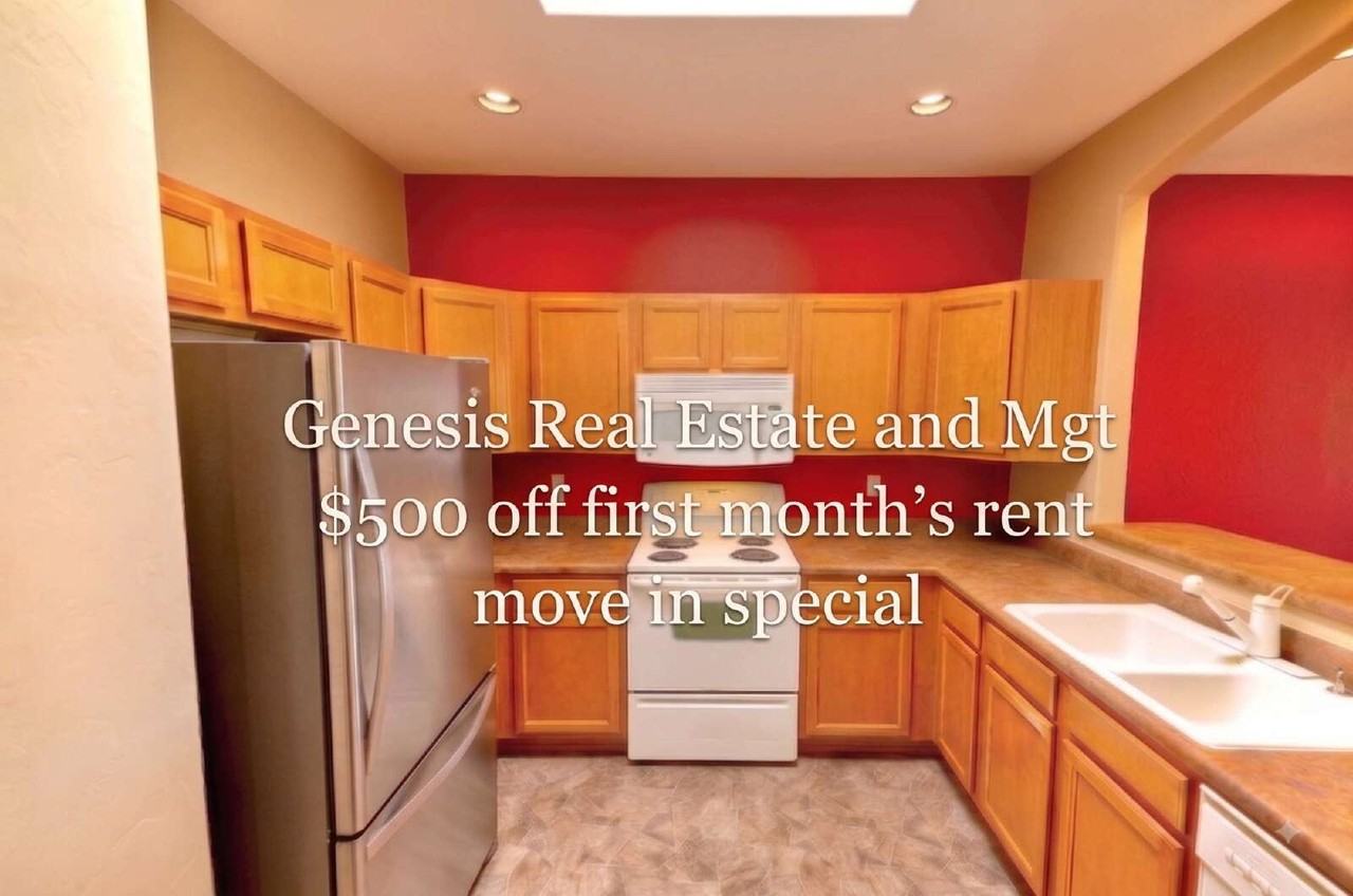 606 W Woodfield Ct - Photo 2 of 32