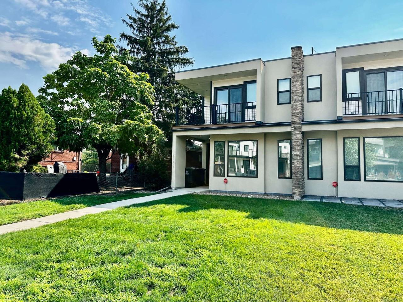 2142 Julian St - Photo 3 of 25