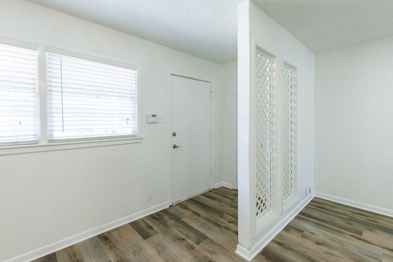 4308 40th St - Photo 4 of 24