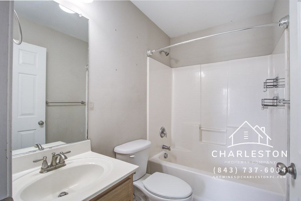 1003 Lexi Ct - Photo 3 of 24