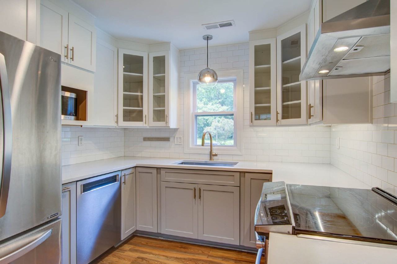 1307 Bob White Dr - Photo 7 of 21