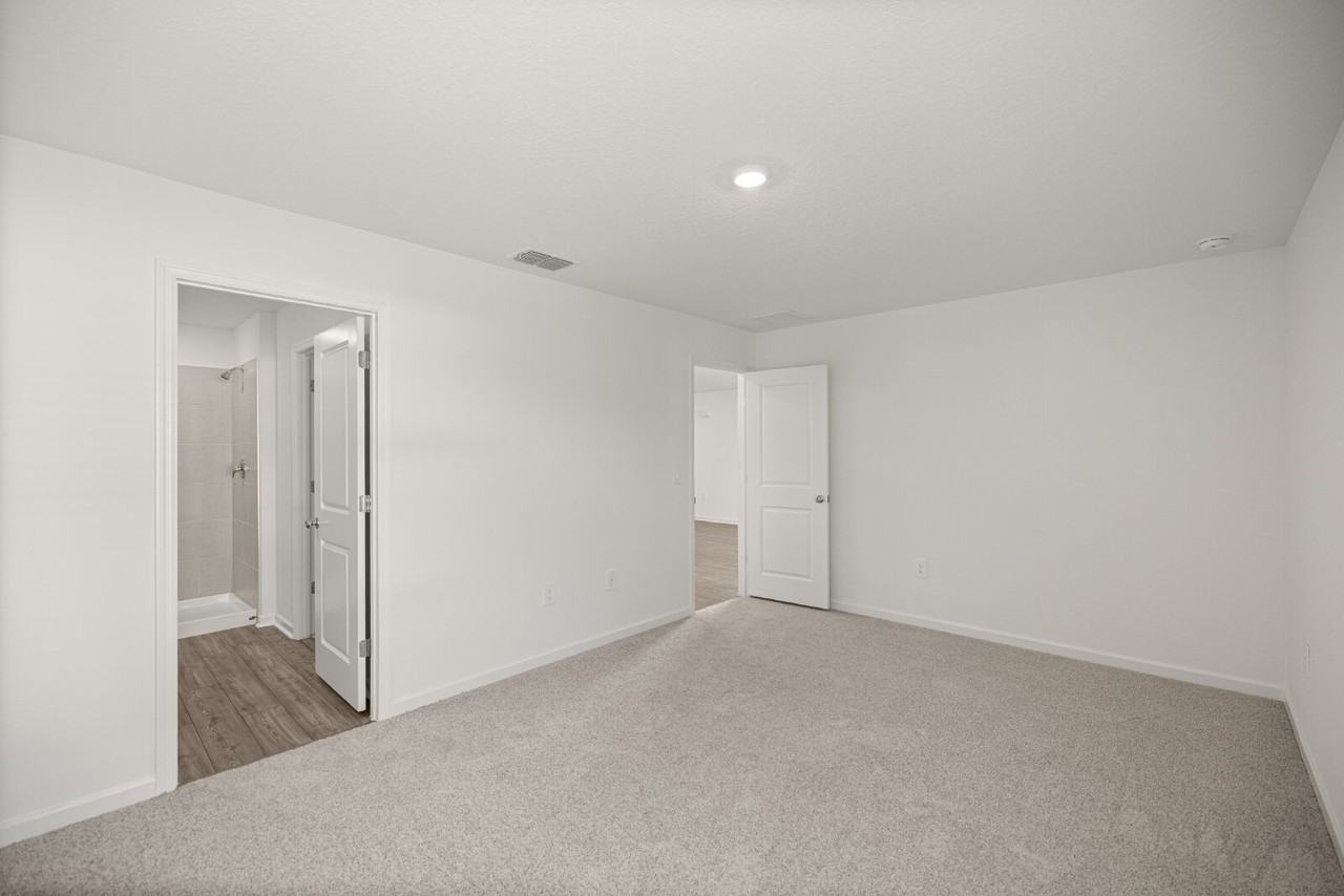 3155 Ne 38th St - Photo 7 of 20