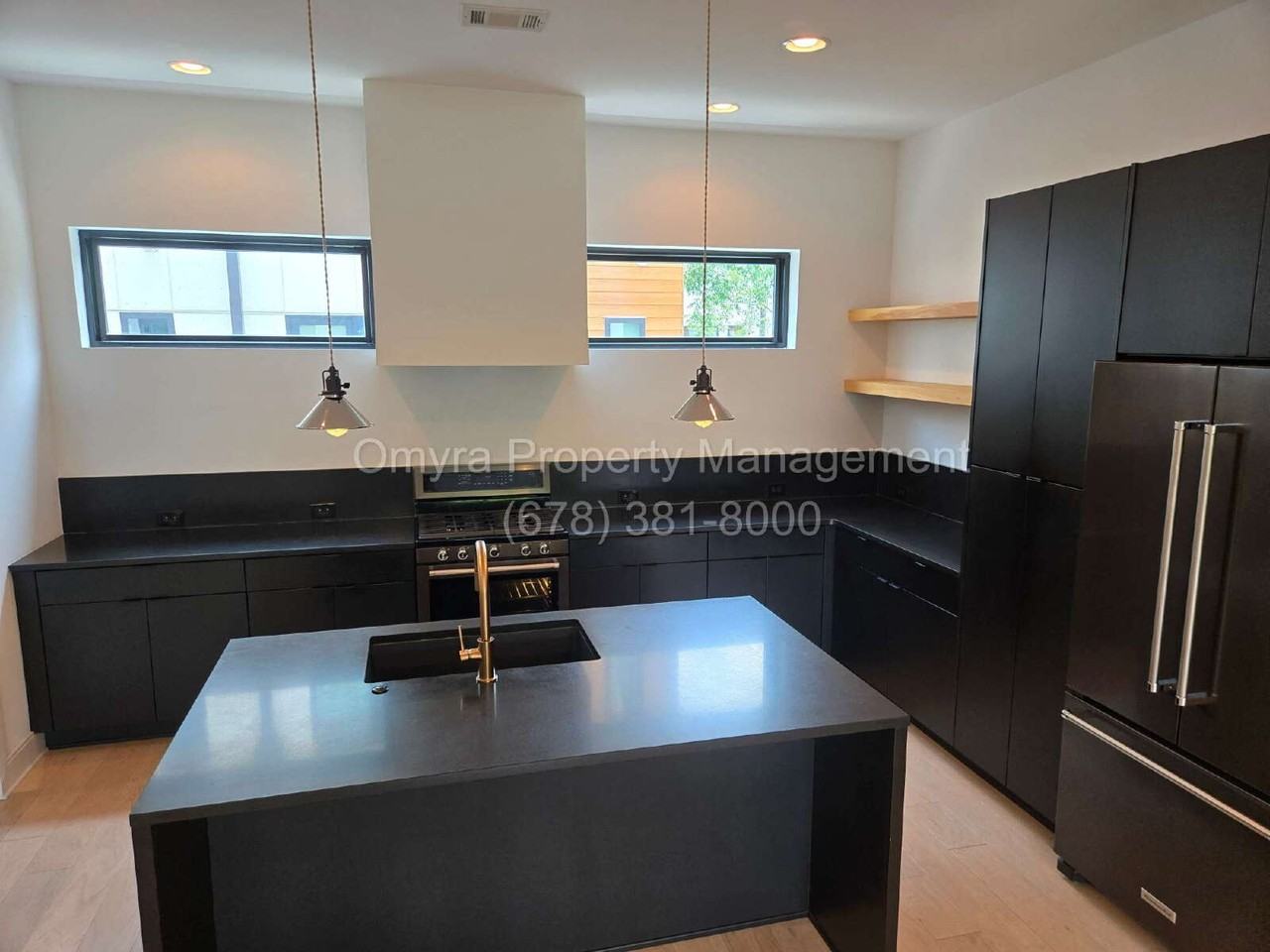 1307 Glenwood Ave Se - Photo 4 of 19