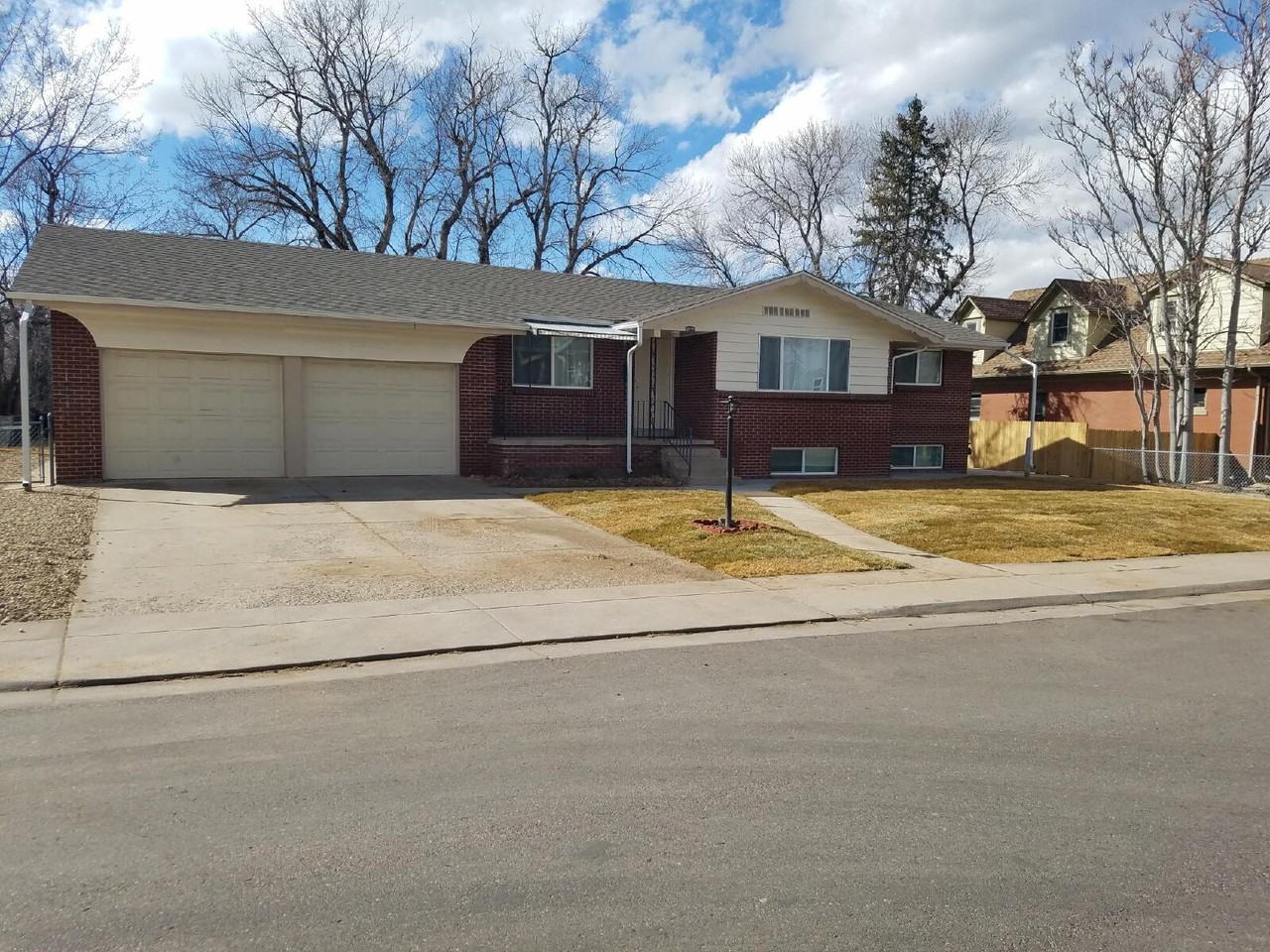 4089 Ames St - Photo 6 of 24