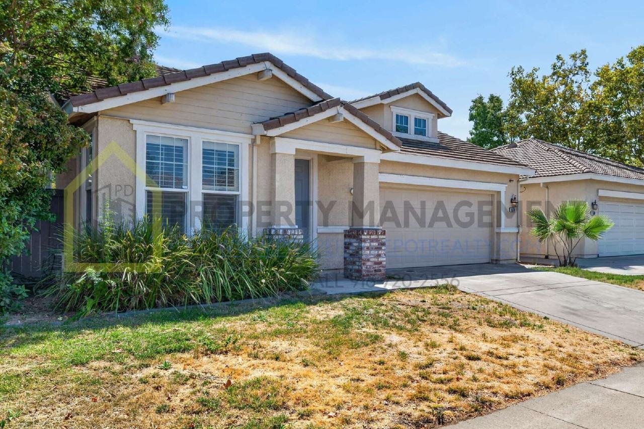 1570 Charm Way - Photo 2 of 50