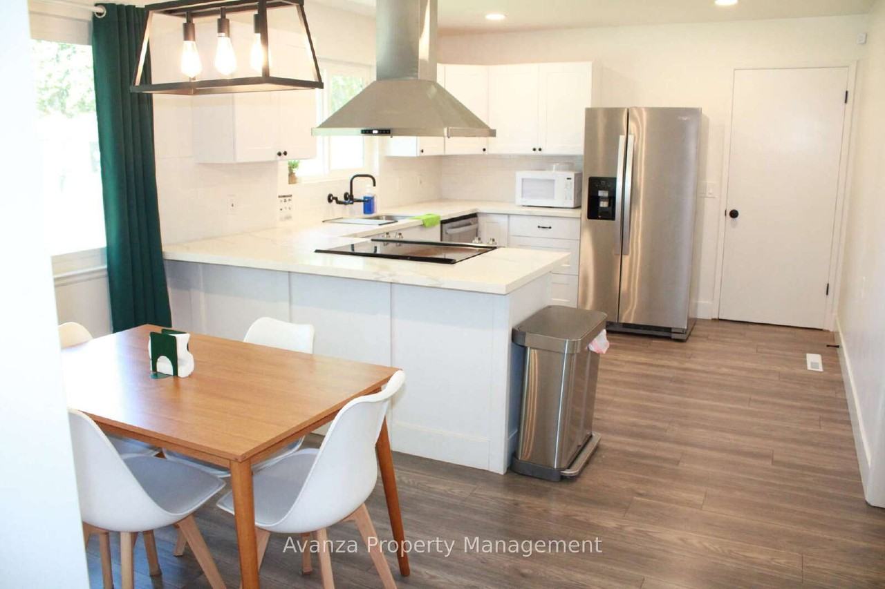 725 W Rialto Ave - Photo 3 of 26