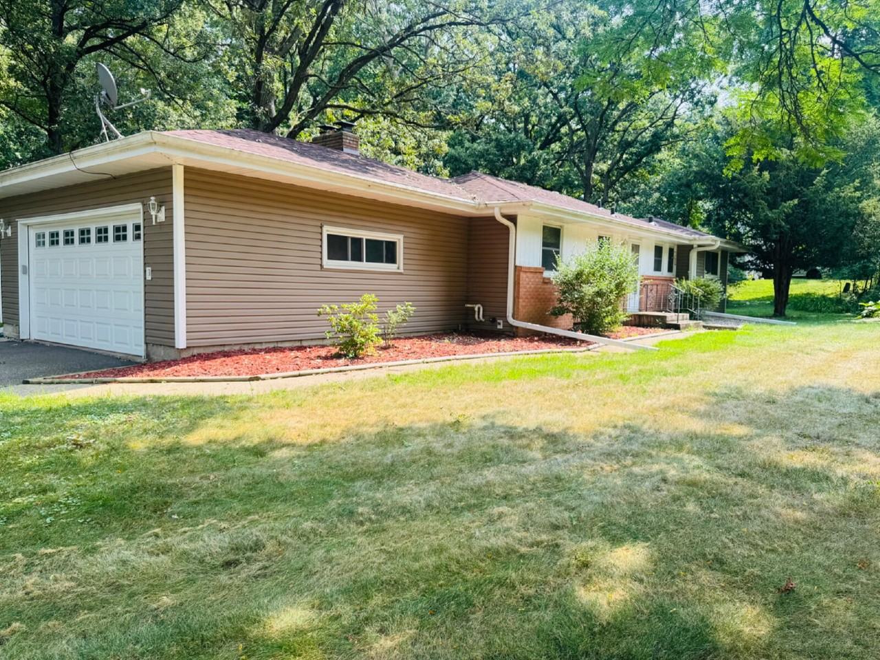 6701 Kingston Dr - Photo 4 of 30
