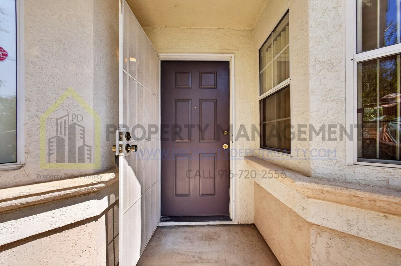 8072 Bothwell Dr - Photo 6 of 50